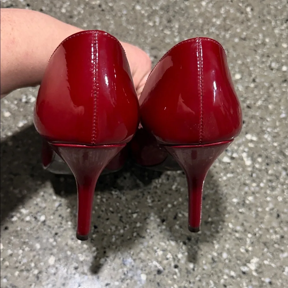 Jessica Simpson Red Patent Round Toe Heels - Picture 10 of 14